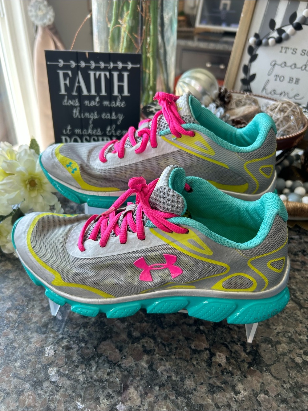 ✨Under Armour Women’s Gray Athletic Shoes with Teal & Pink Accents